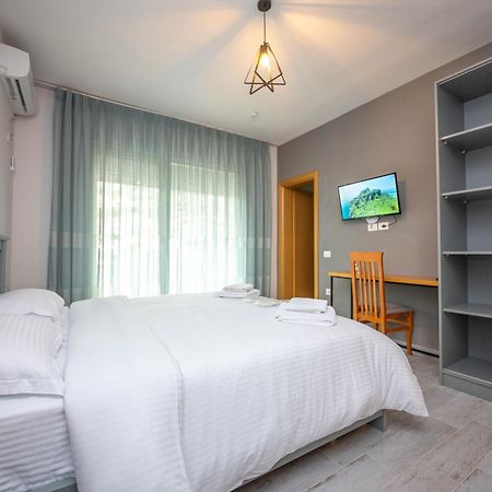 Aerial Hotel & Spa Vlorë Eksteriør bilde
