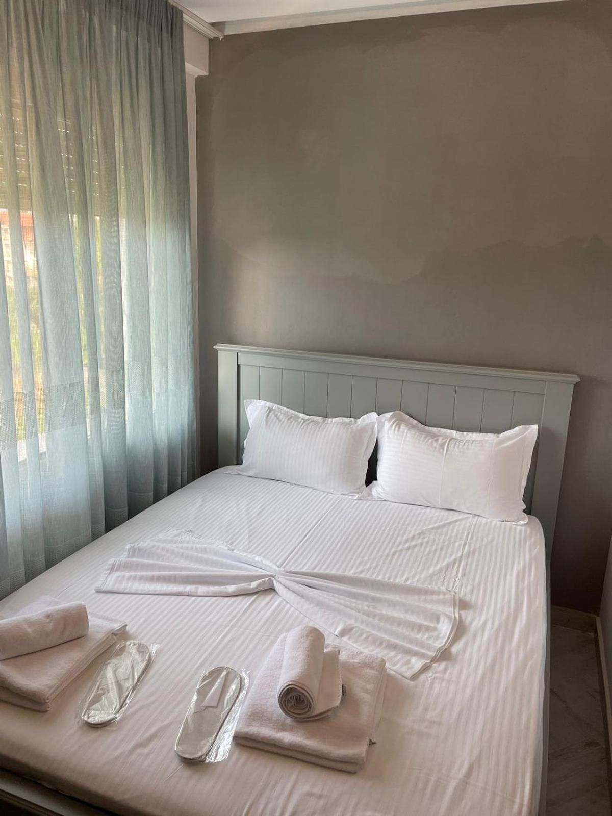 Aerial Hotel & Spa Vlorë Rom bilde