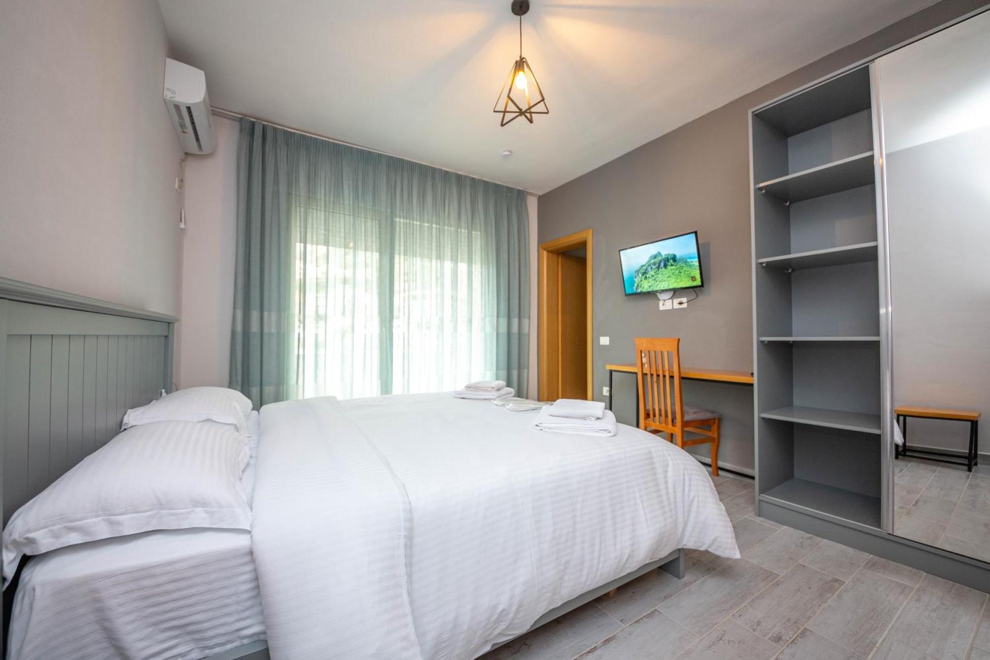 Aerial Hotel & Spa Vlorë Eksteriør bilde