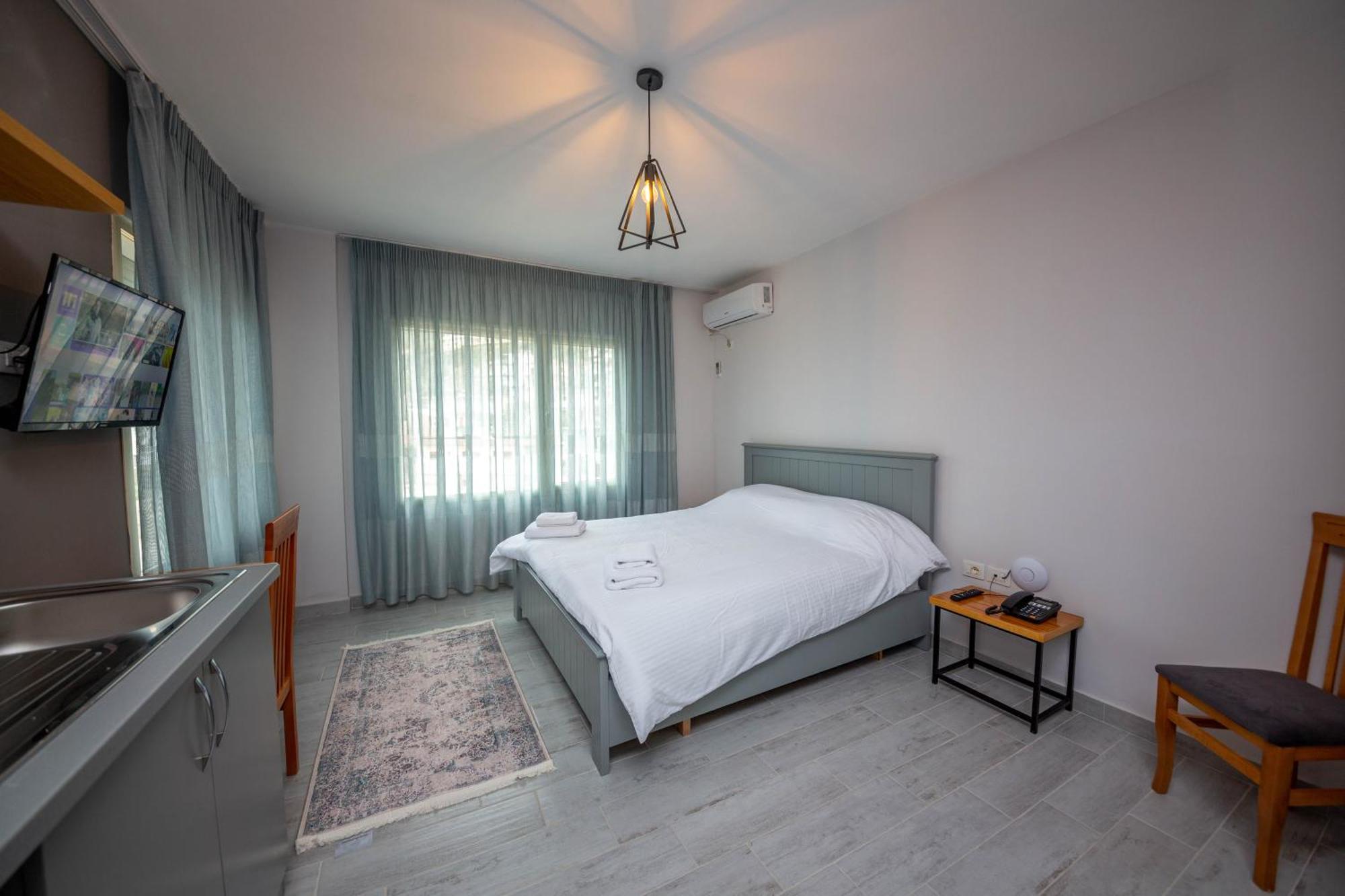 Aerial Hotel & Spa Vlorë Eksteriør bilde